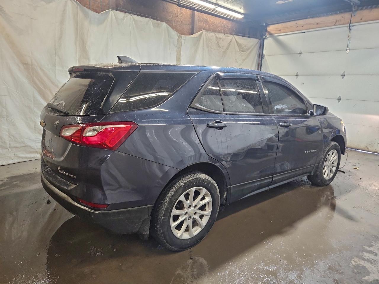 2018 CHEVROLET EQUINOX LS photo 3