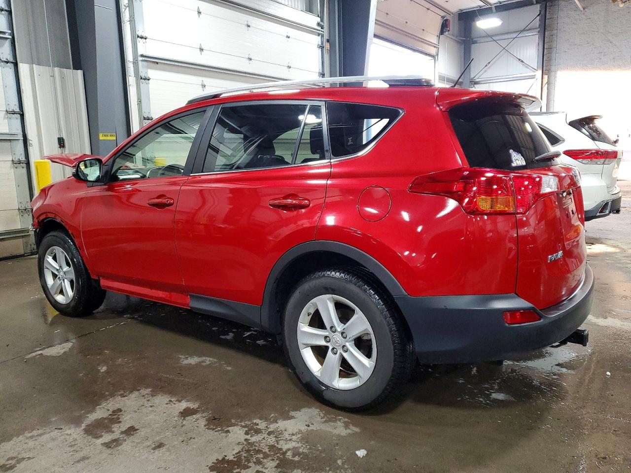 2014 TOYOTA RAV4 XLE photo 2