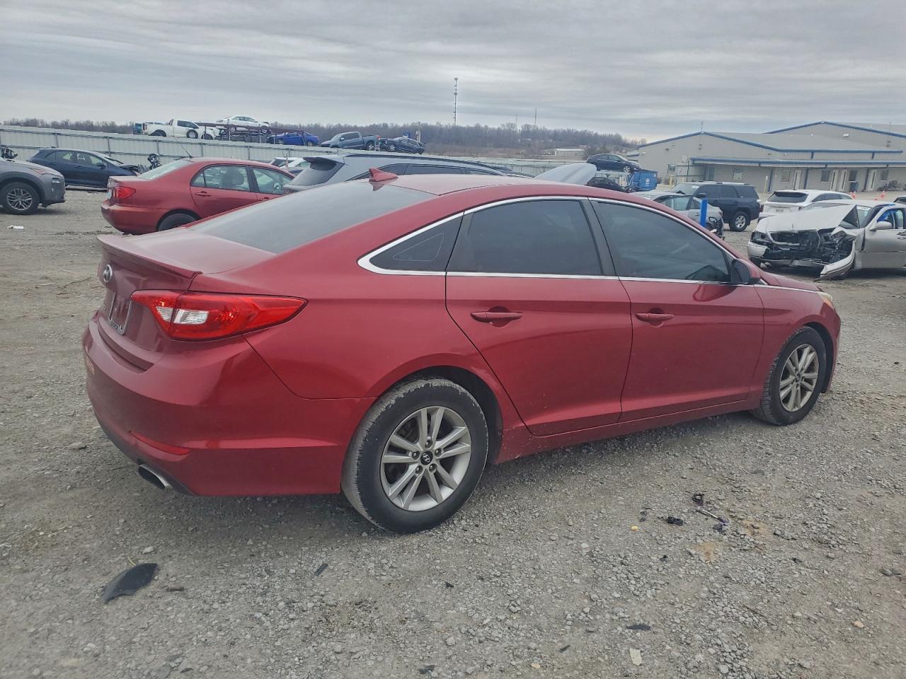 2015 HYUNDAI SONATA SE photo 3