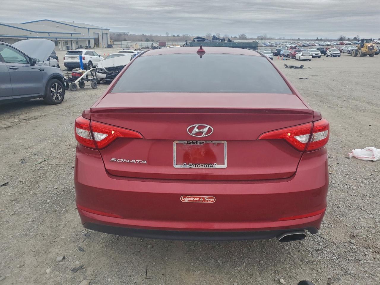 2015 HYUNDAI SONATA SE photo 6