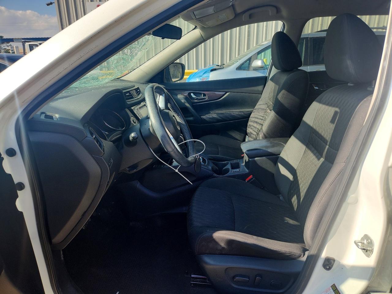 2020 NISSAN ROGUE S photo 7
