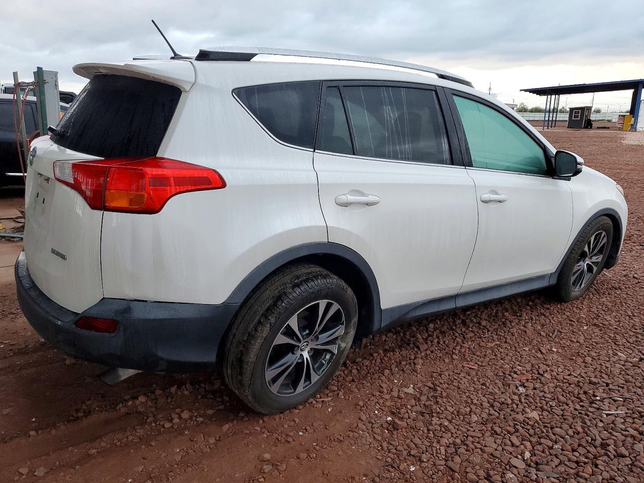 2015 TOYOTA RAV4 LIMITED photo 3