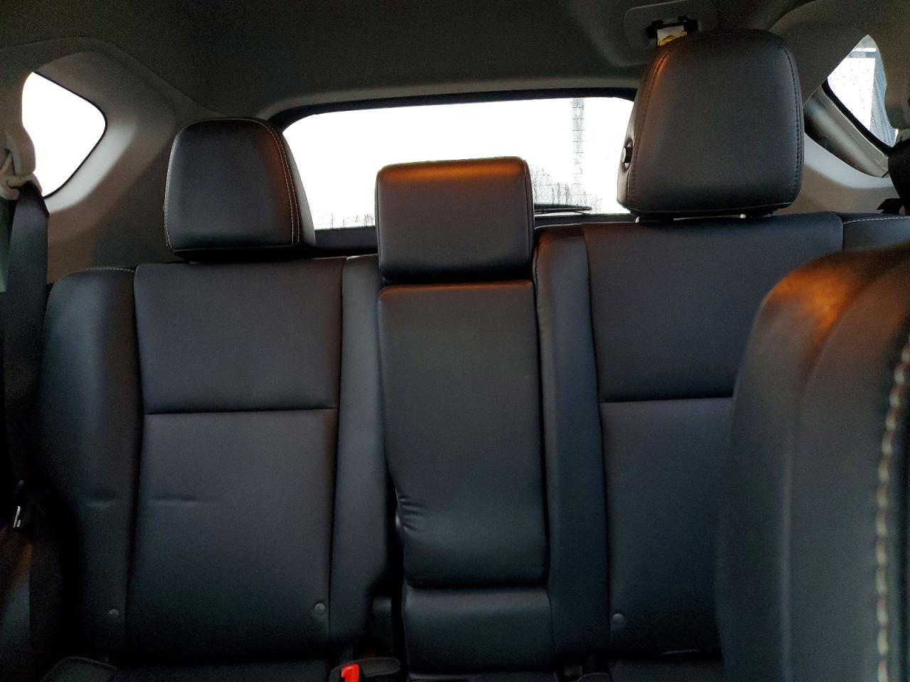 2015 TOYOTA RAV4 LIMITED photo 10