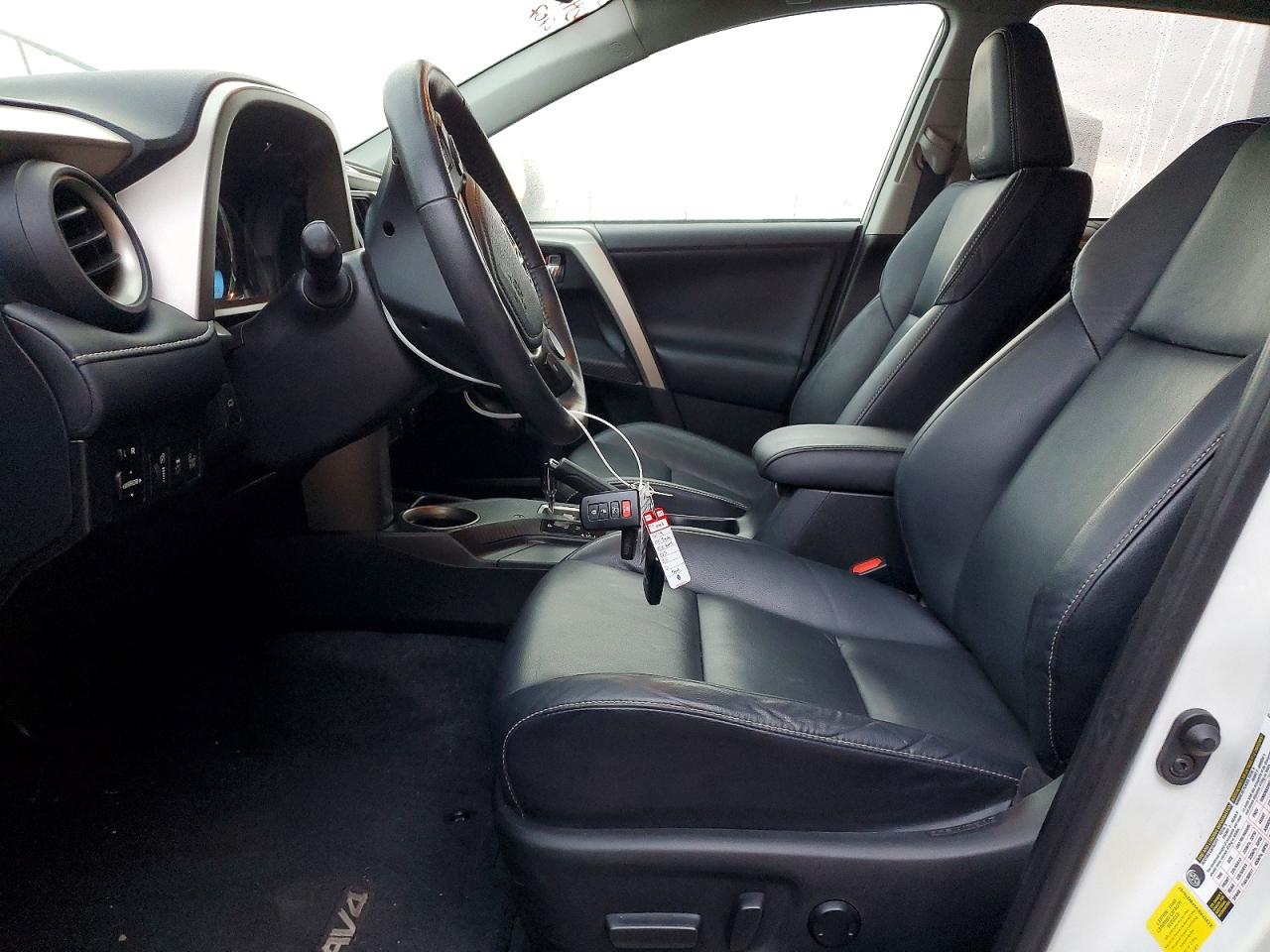 2015 TOYOTA RAV4 LIMITED photo 7