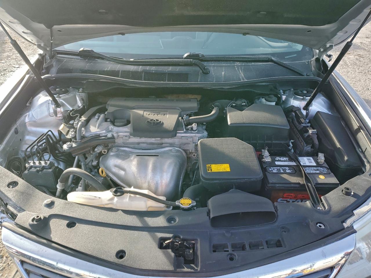 2014 TOYOTA CAMRY L photo 31