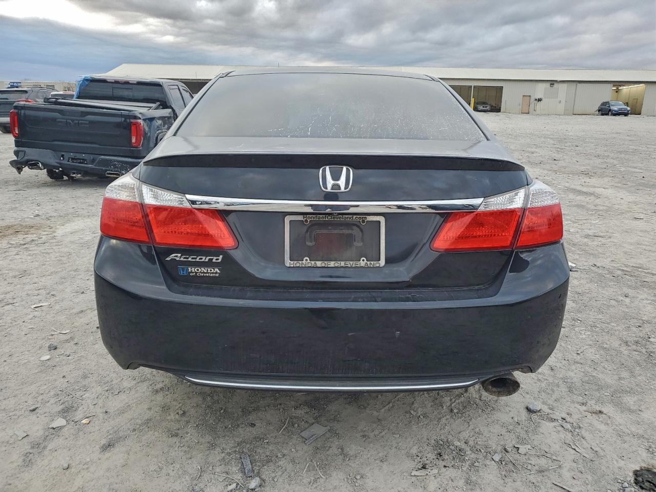 2015 HONDA ACCORD LX photo 6