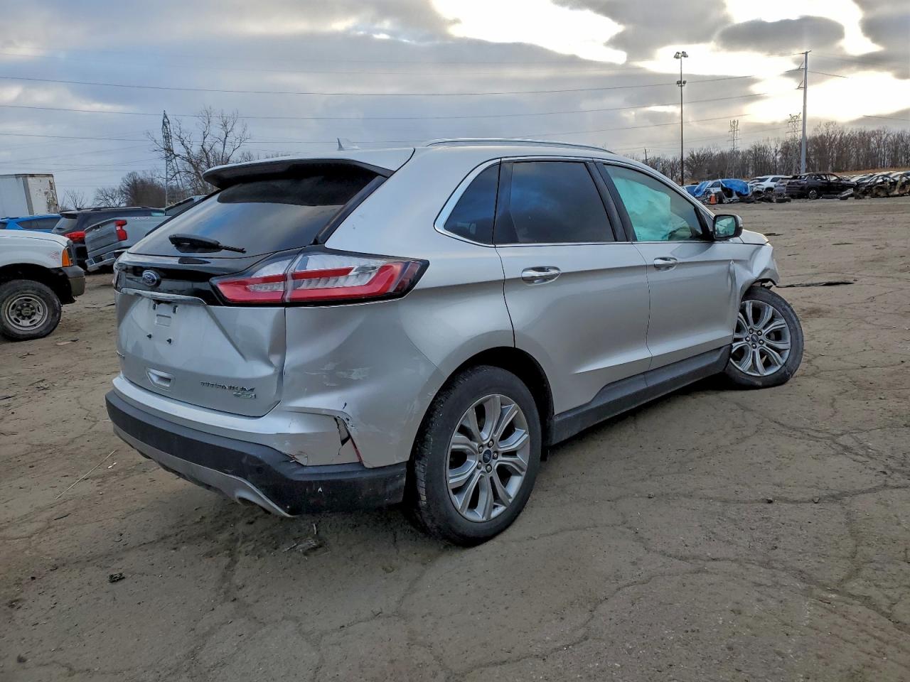 2019 FORD EDGE TITANIUM photo 3