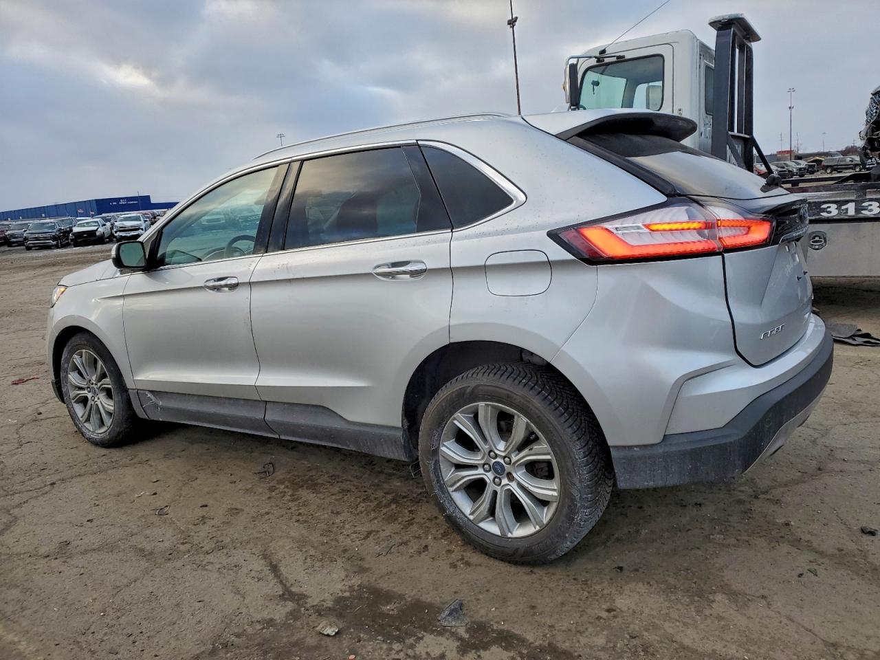 2019 FORD EDGE TITANIUM photo 2