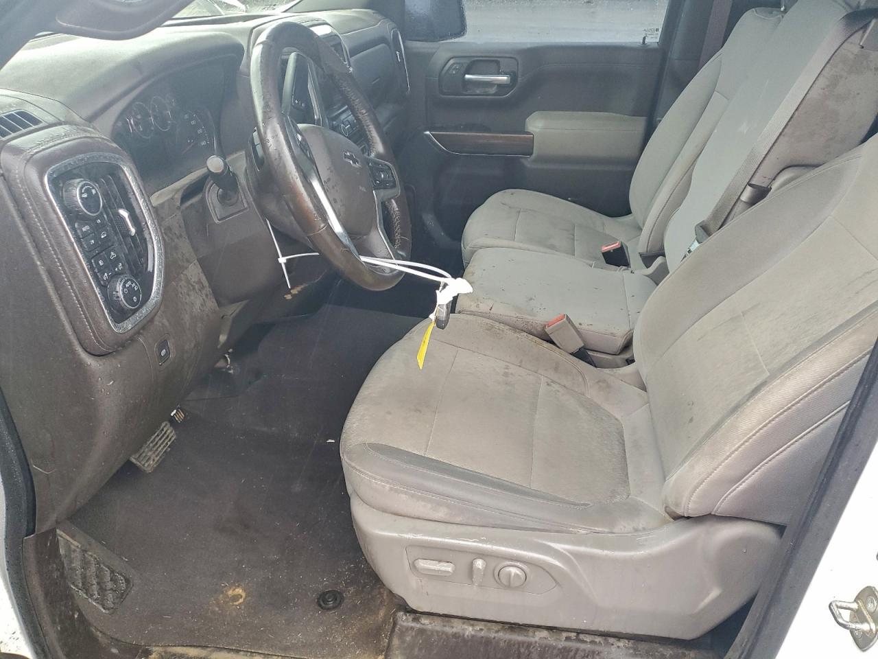 2019 CHEVROLET SILVERADO K1500 RST photo 7
