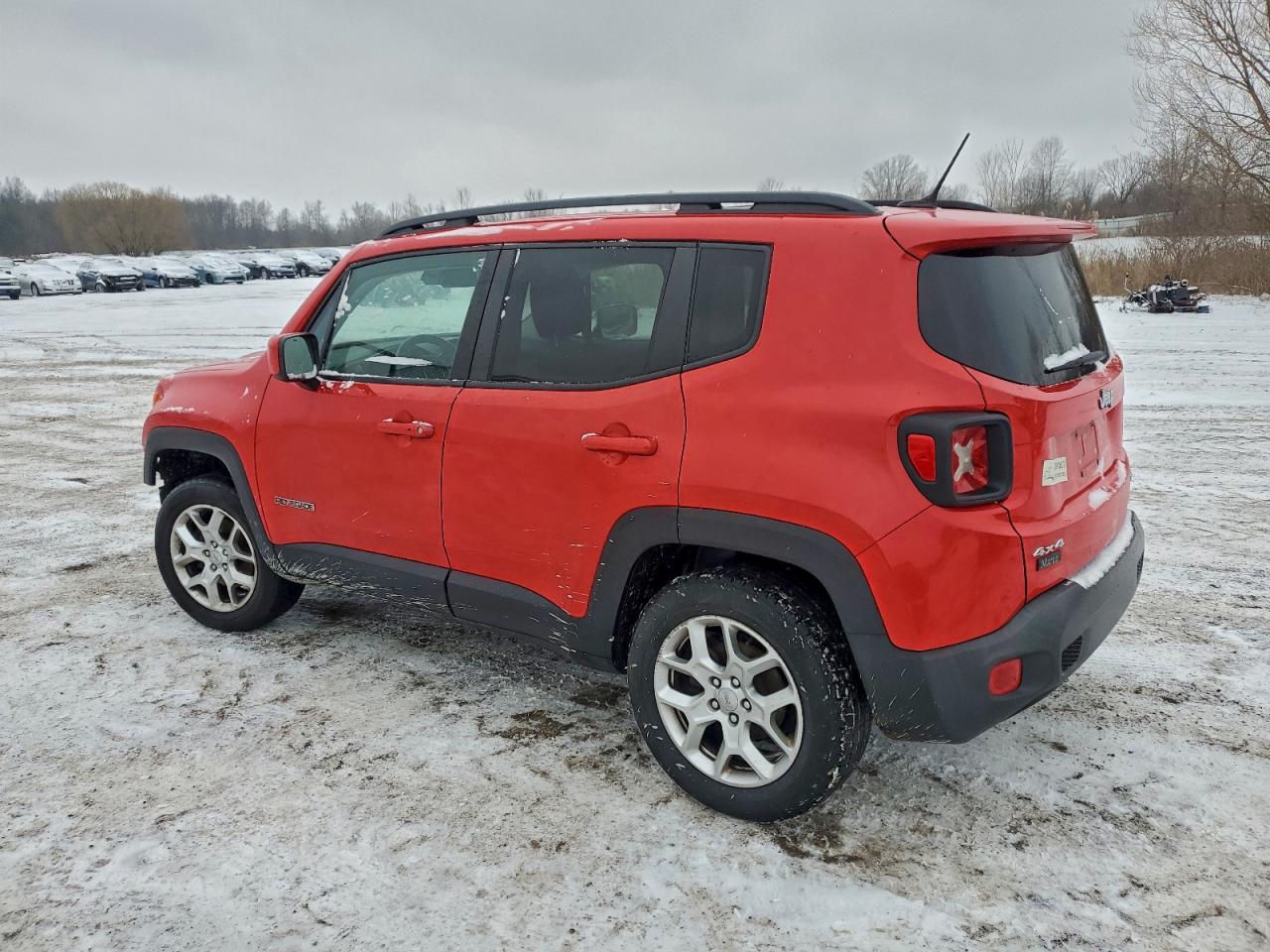 2015 JEEP RENEGADE LATITUDE photo 2