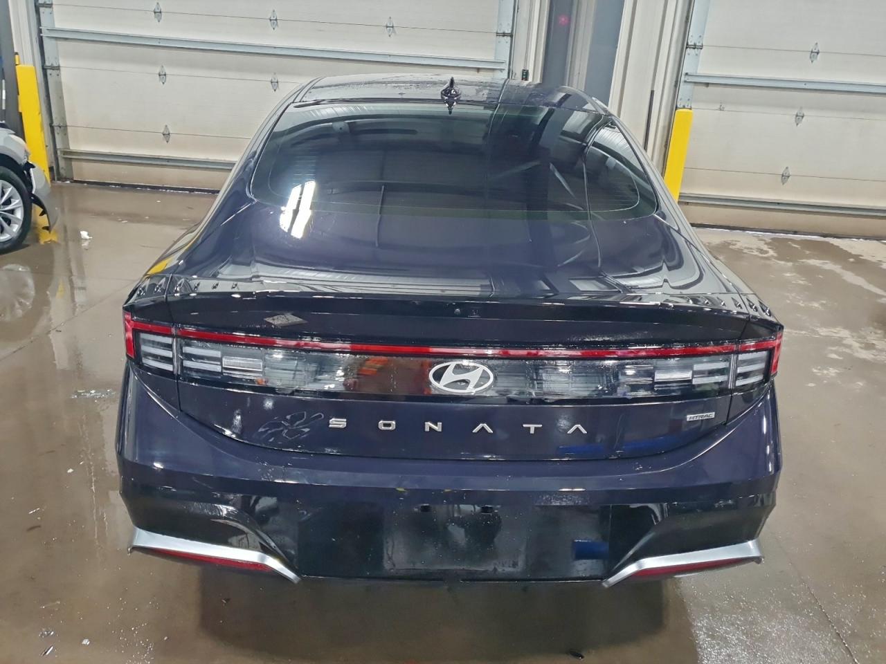 2025 HYUNDAI SONATA SEL photo 11