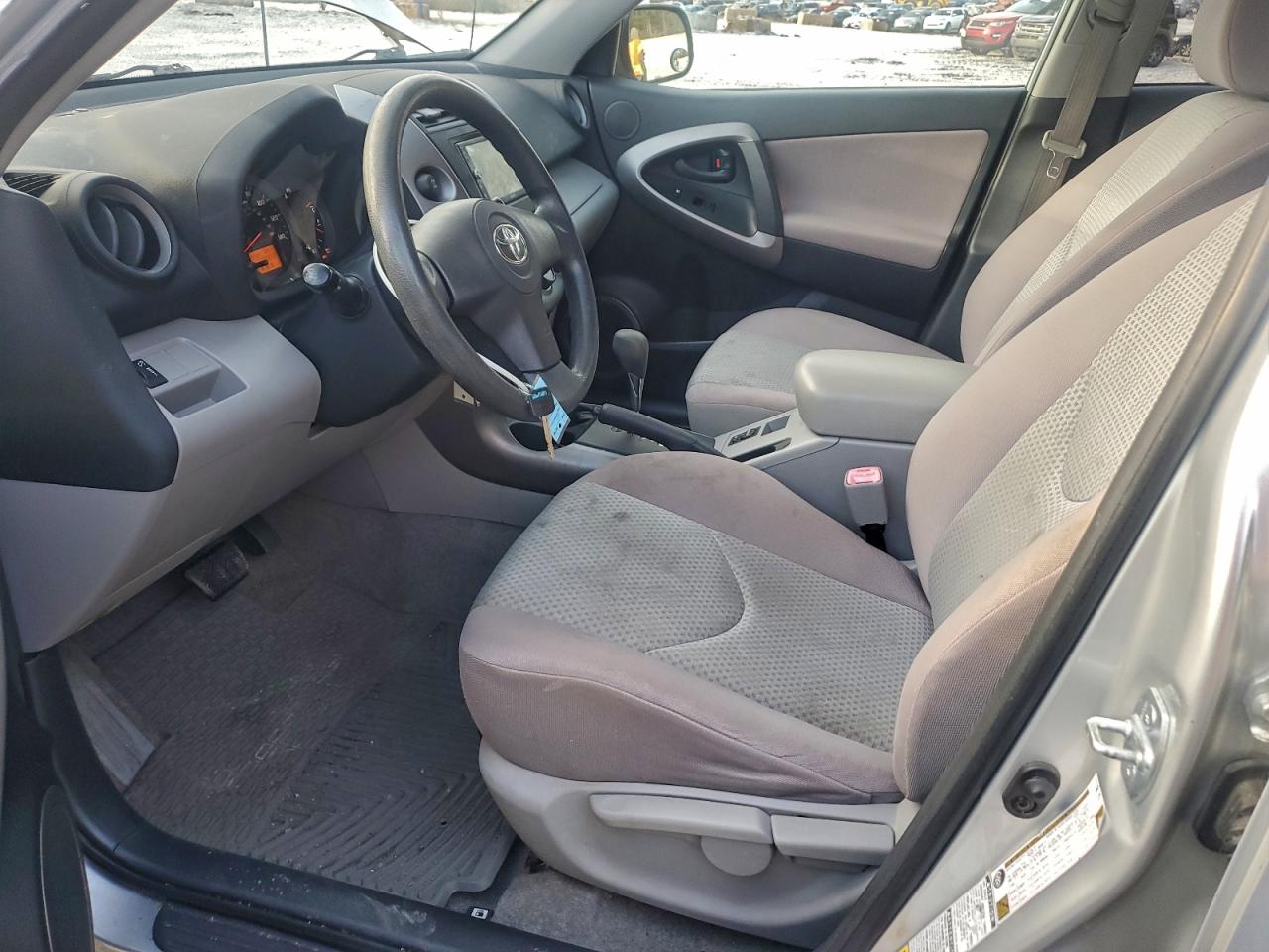 2006 TOYOTA RAV4 photo 7