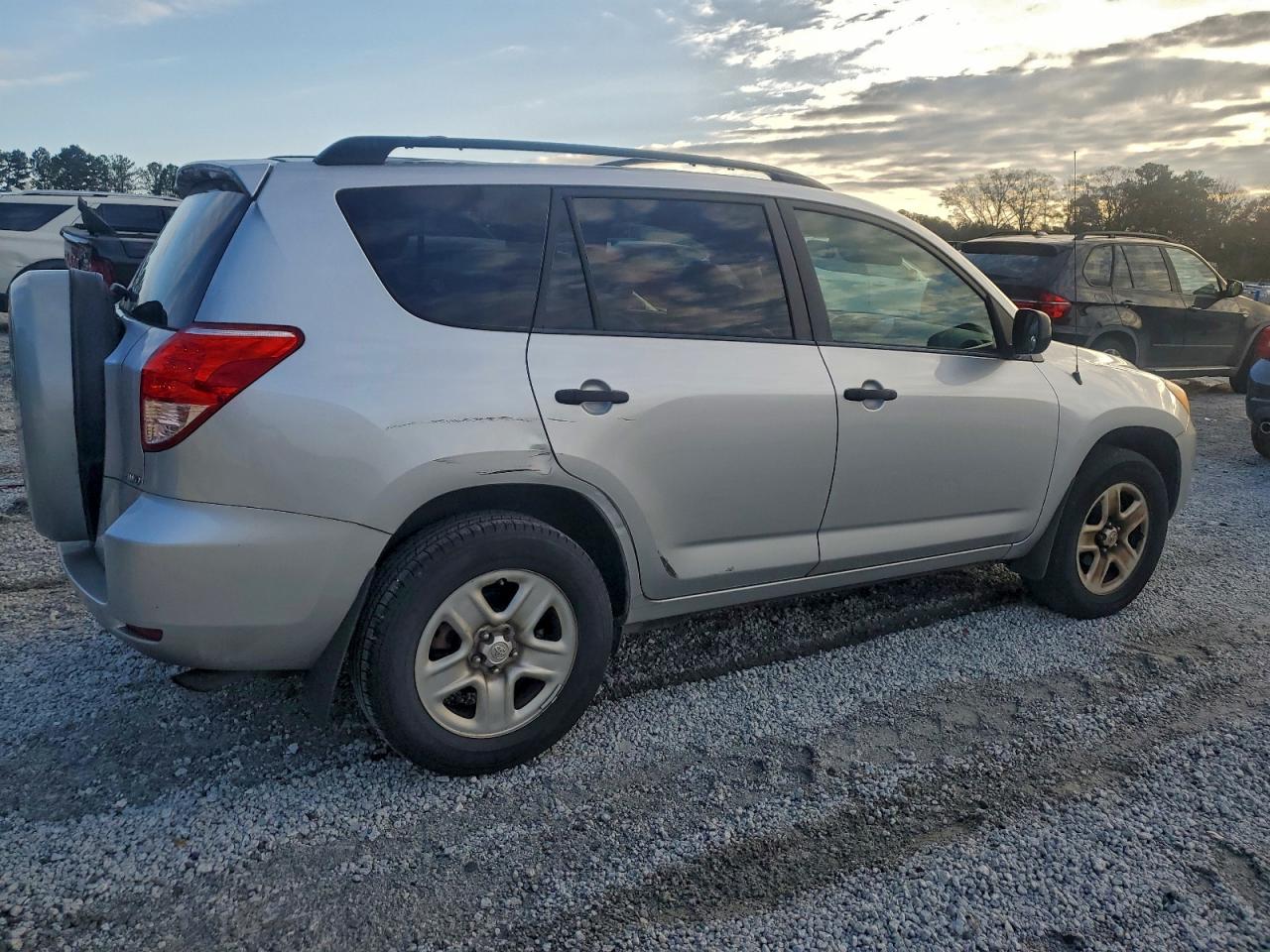 2006 TOYOTA RAV4 photo 3
