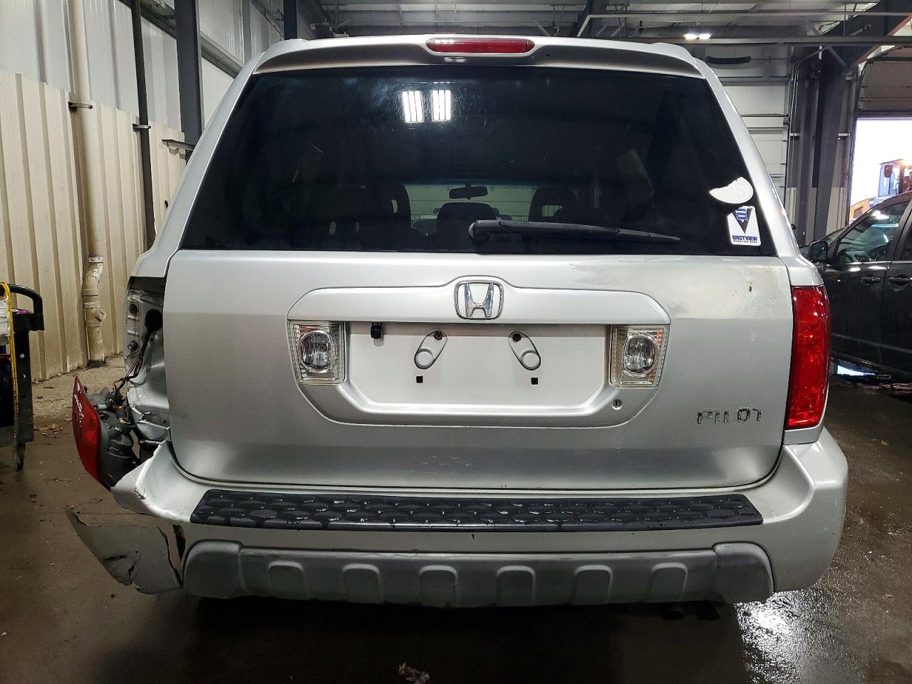 2004 HONDA PILOT EX photo 6