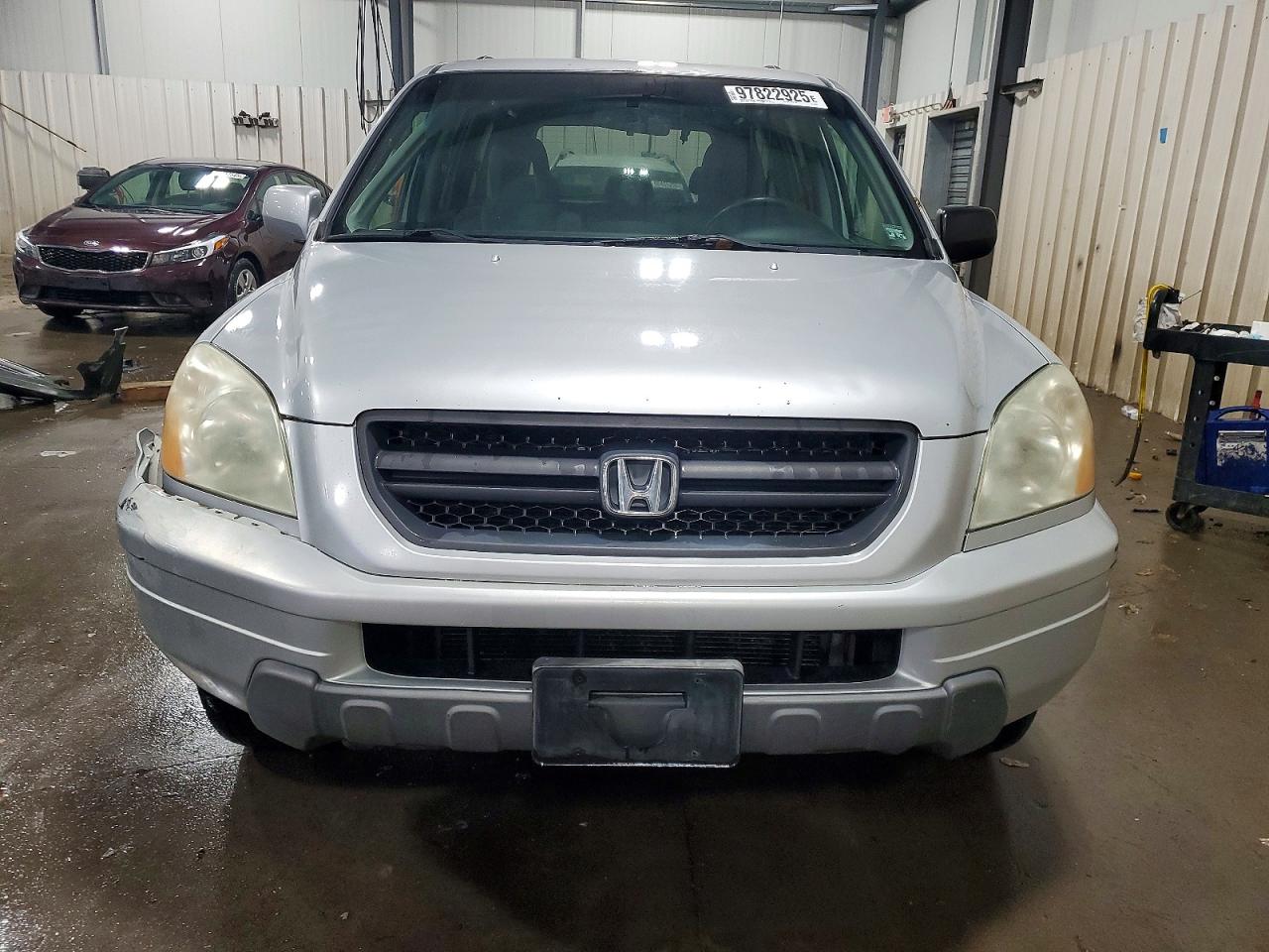 2004 HONDA PILOT EX photo 5