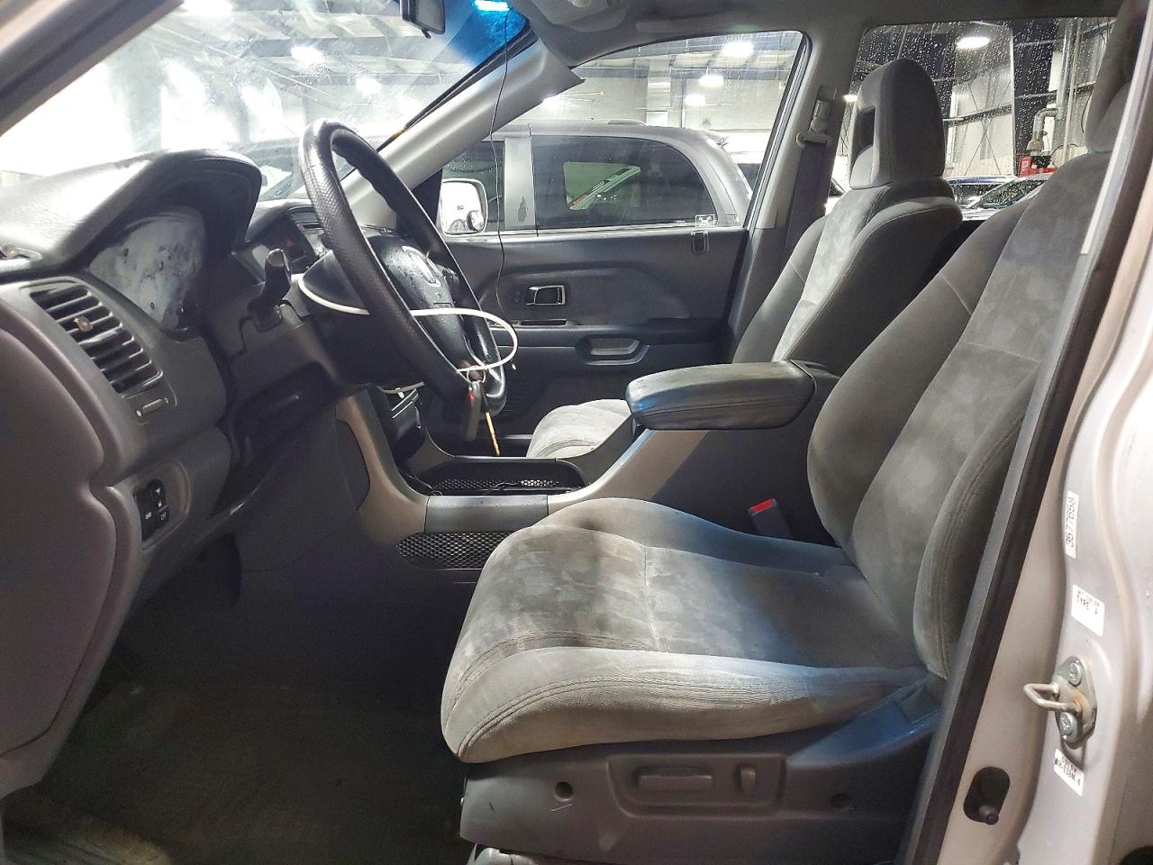 2004 HONDA PILOT EX photo 7