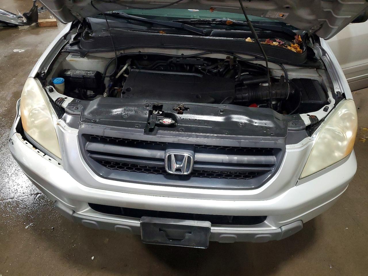 2004 HONDA PILOT EX photo 12