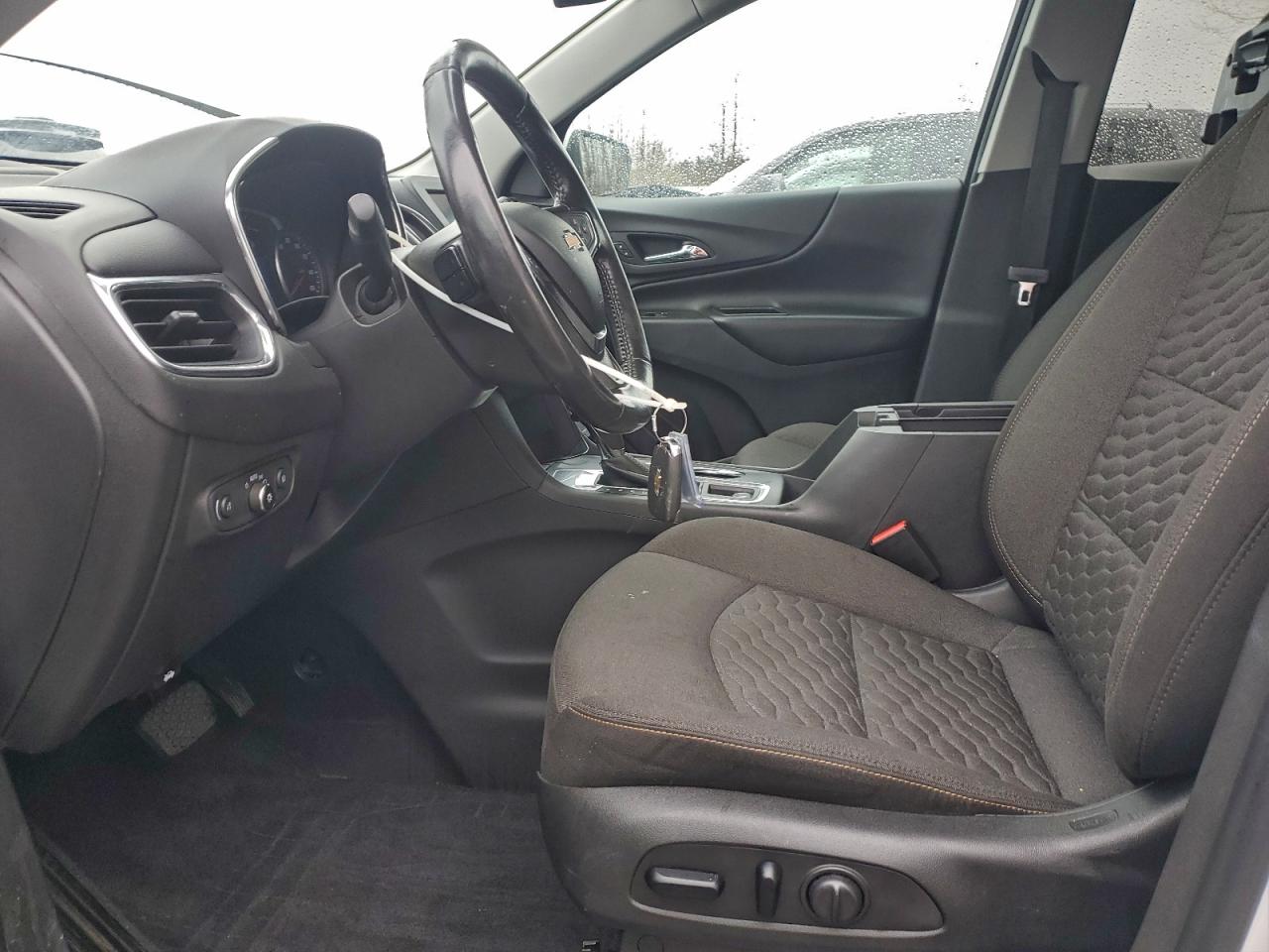 2020 CHEVROLET EQUINOX LT photo 7