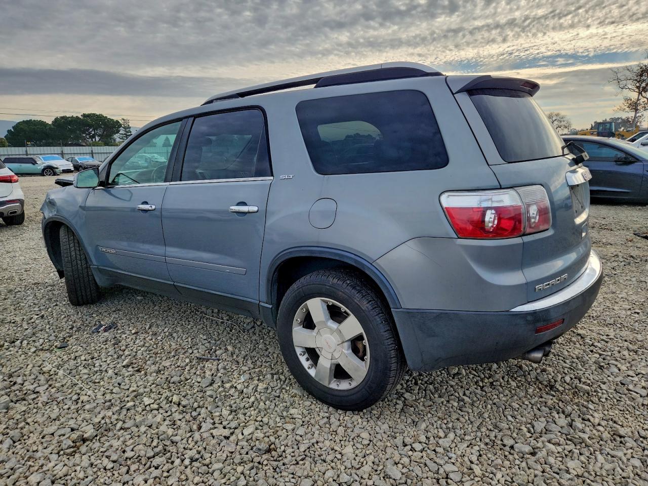 2008 GMC ACADIA SLT-1 photo 2