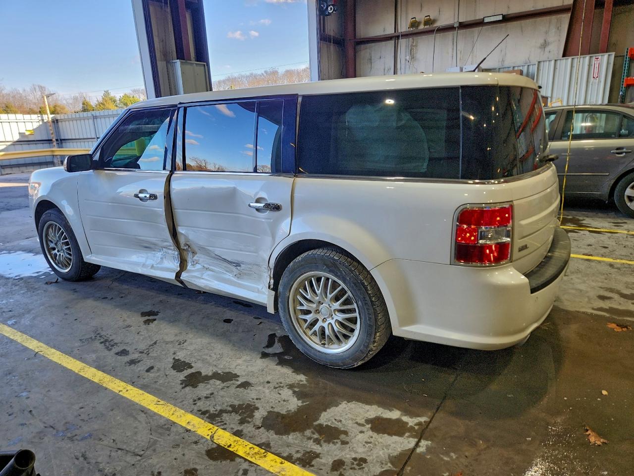 2016 FORD FLEX SEL photo 2