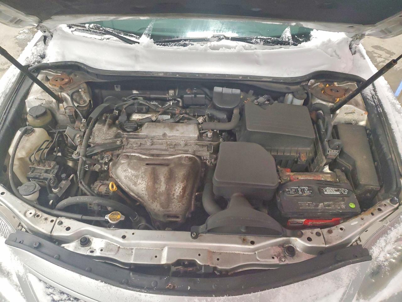2010 TOYOTA CAMRY BASE photo 11