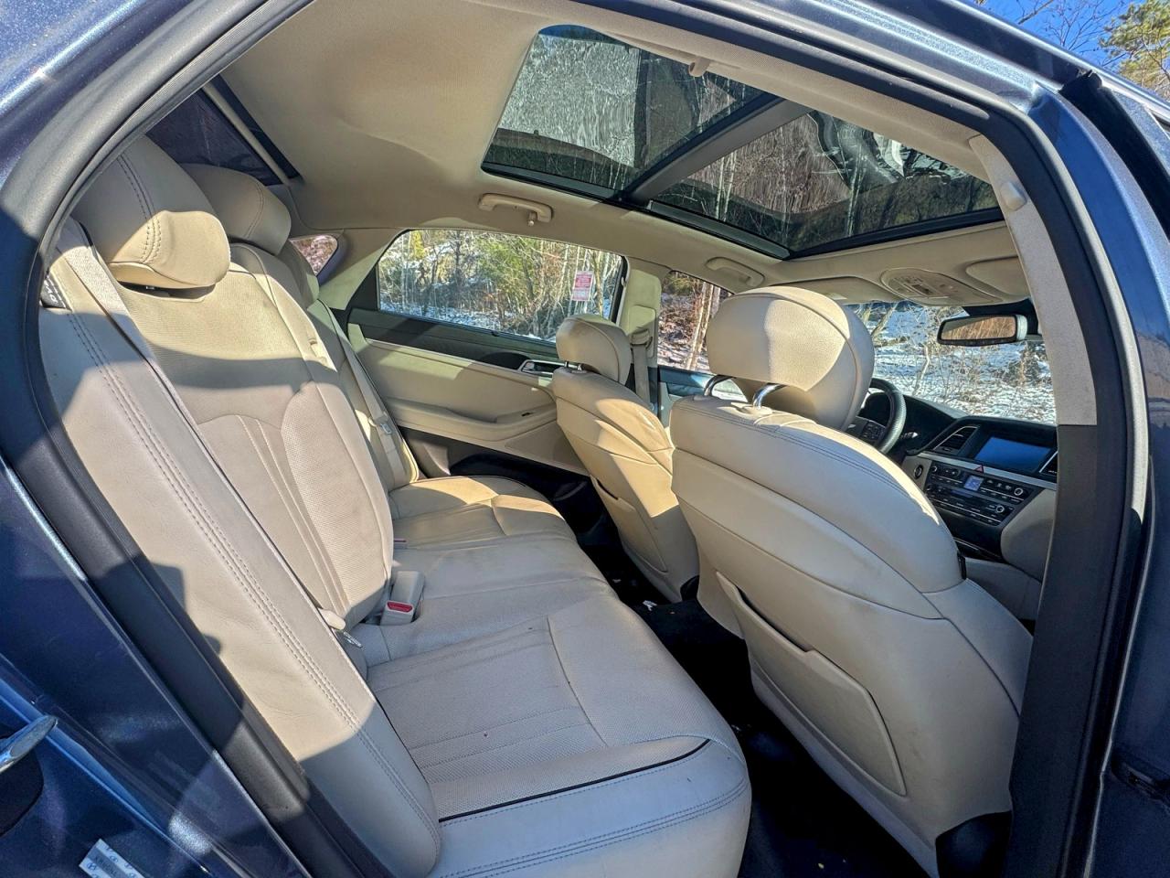 2015 HYUNDAI GENESIS 5.0L photo 6