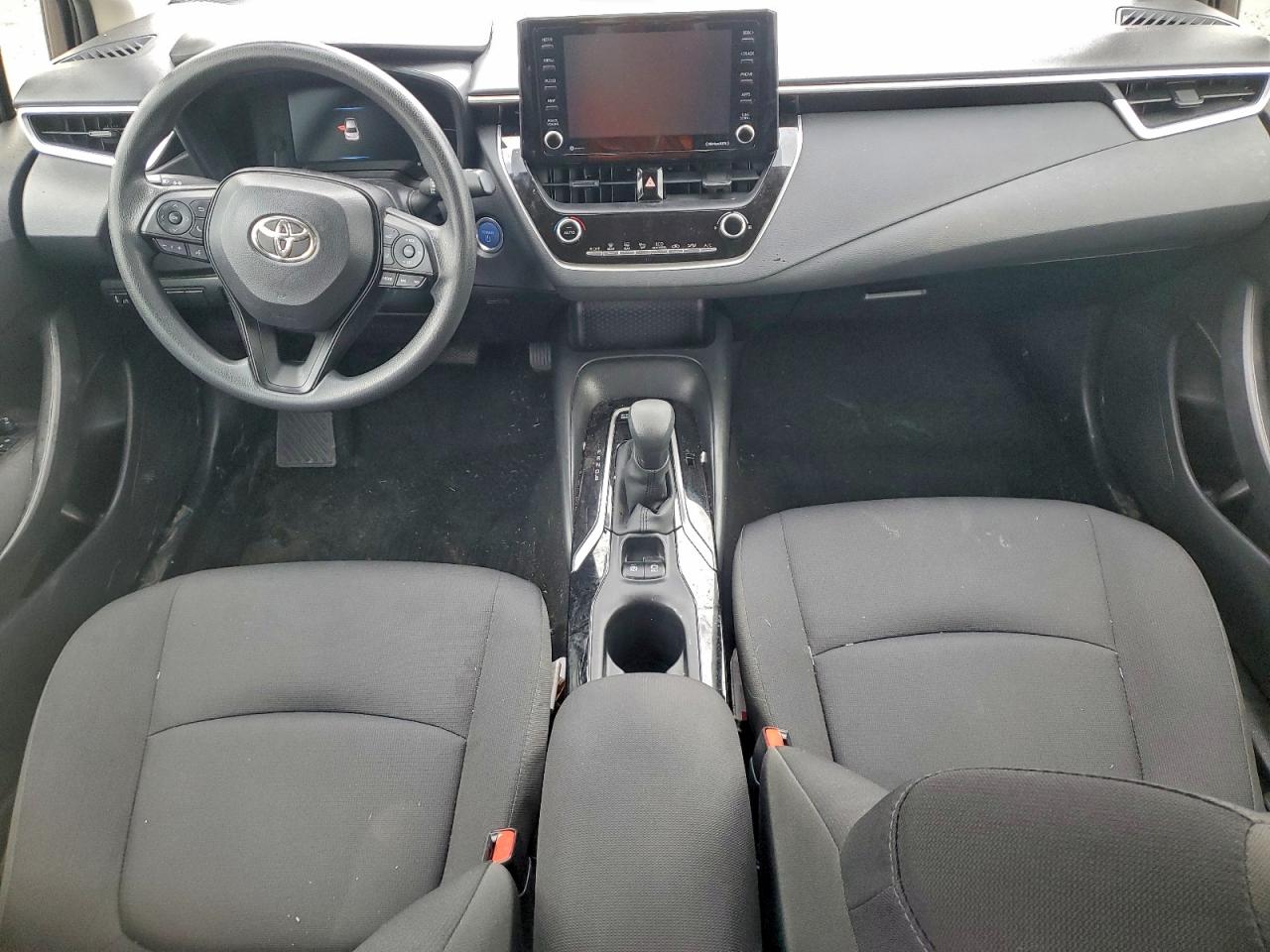 2022 TOYOTA COROLLA LE photo 8