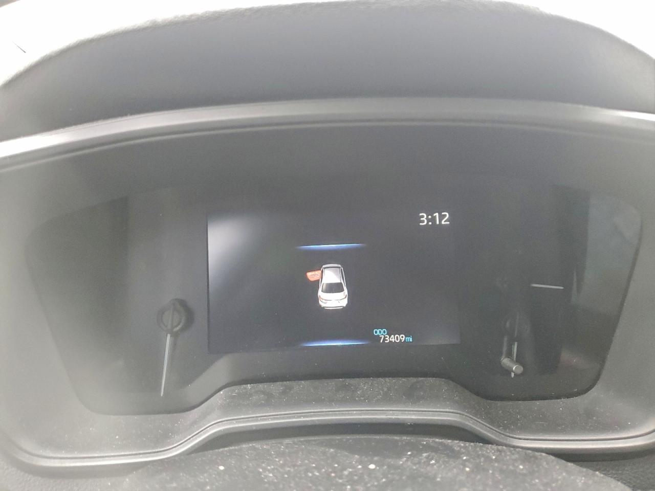 2022 TOYOTA COROLLA LE photo 9