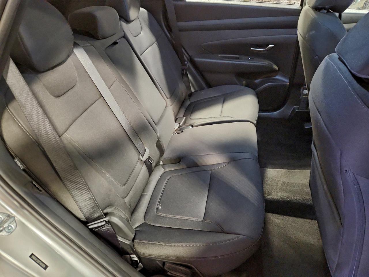 2026 HYUNDAI TUCSON SE photo 11
