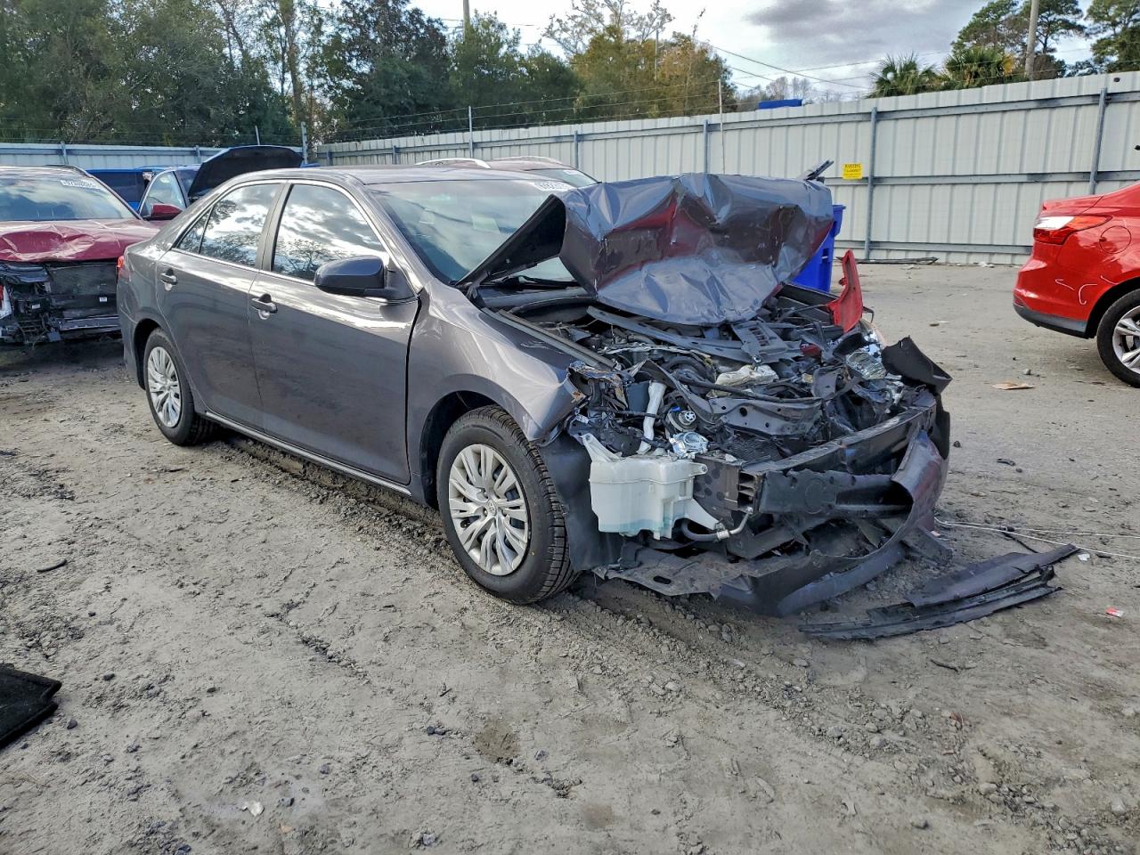 2014 TOYOTA CAMRY L photo 7