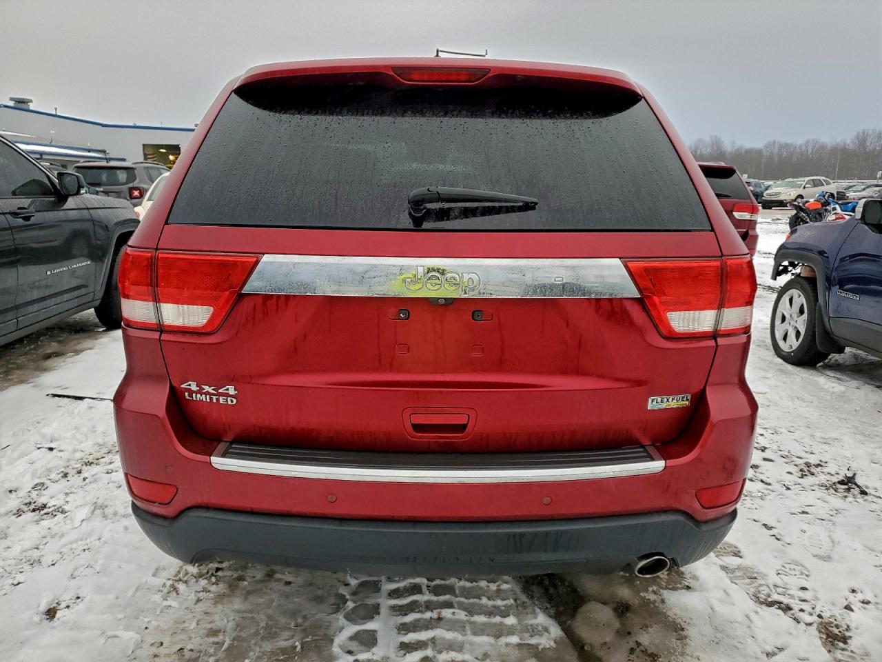 2012 JEEP GRAND CHEROKEE LIMITED photo 6