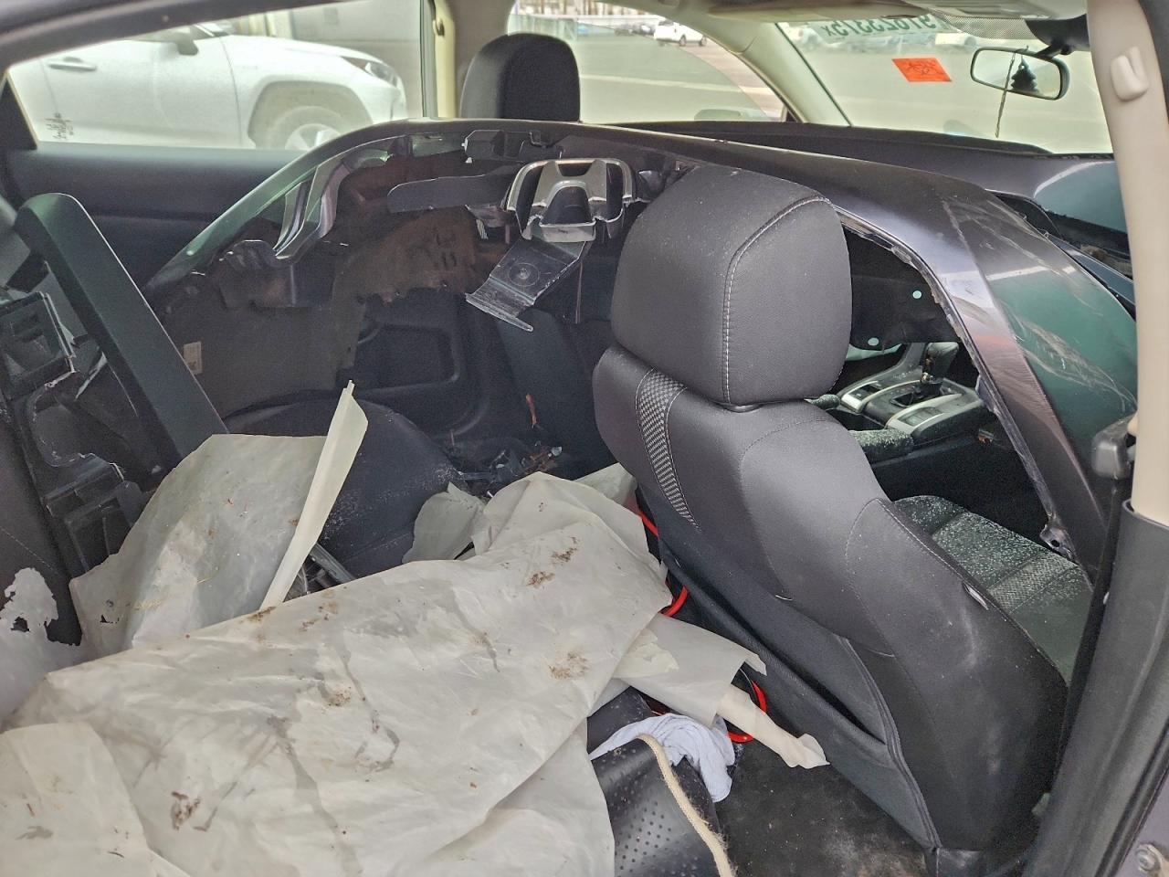 2020 HONDA CIVIC LX photo 12