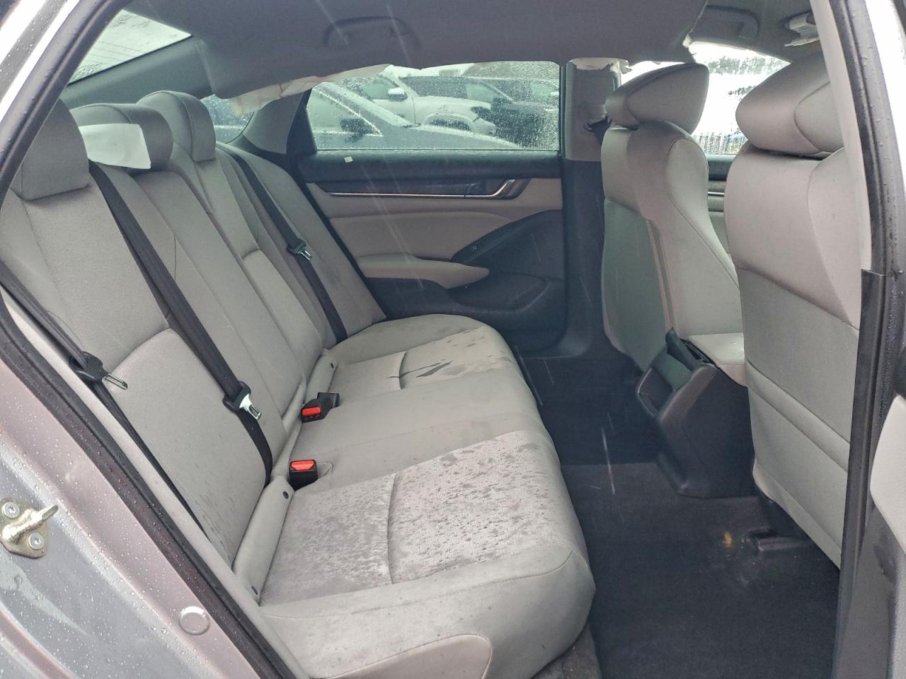 2020 HONDA ACCORD LX photo 10