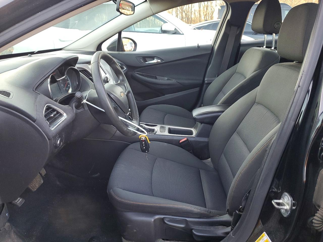 2016 CHEVROLET CRUZE LS photo 7