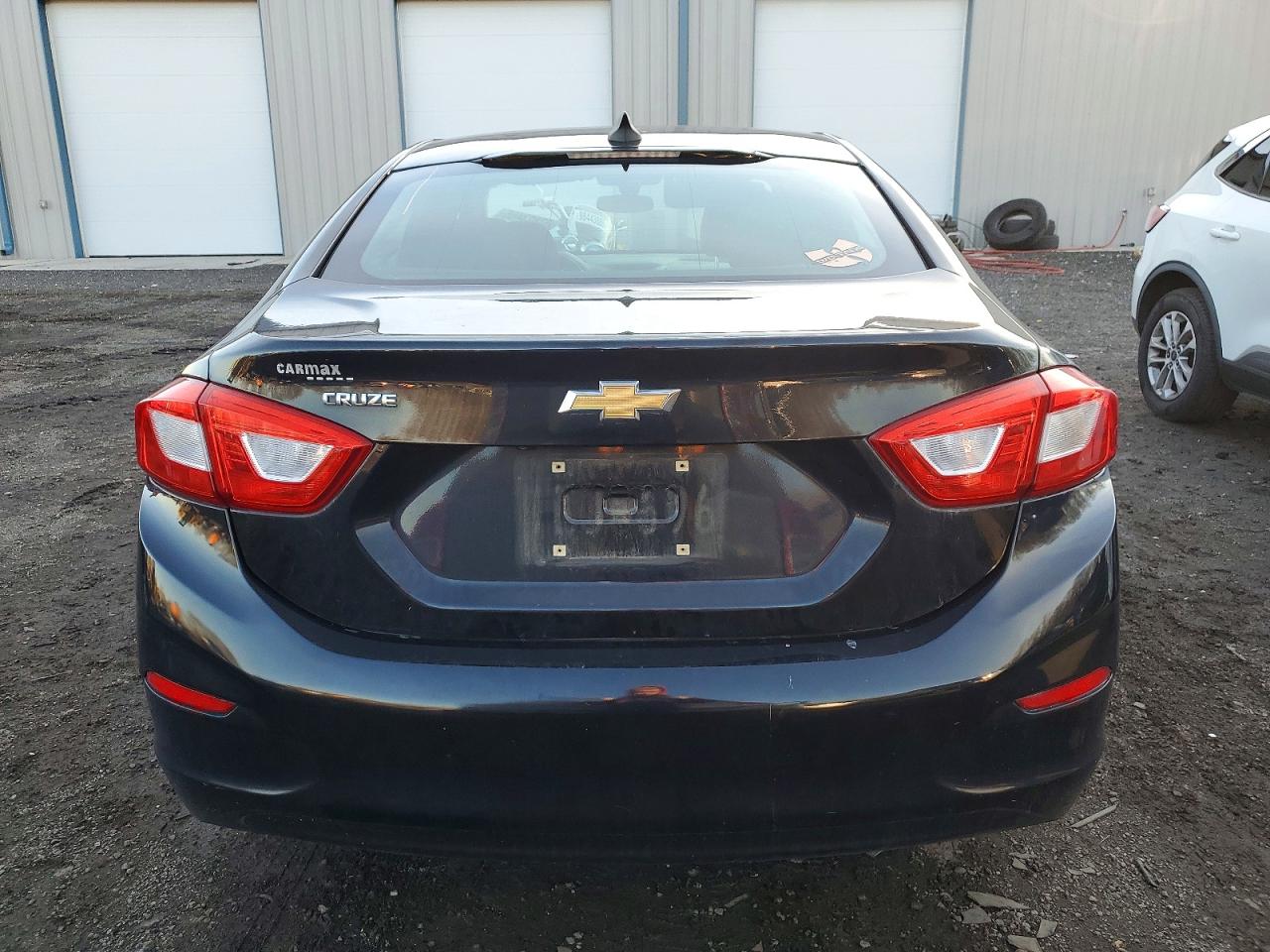 2016 CHEVROLET CRUZE LS photo 6