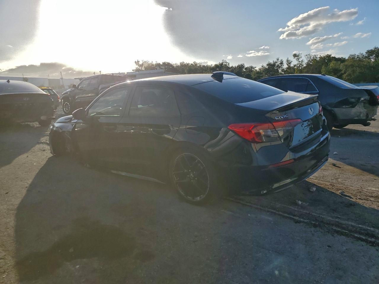 2024 HONDA CIVIC SPORT photo 2