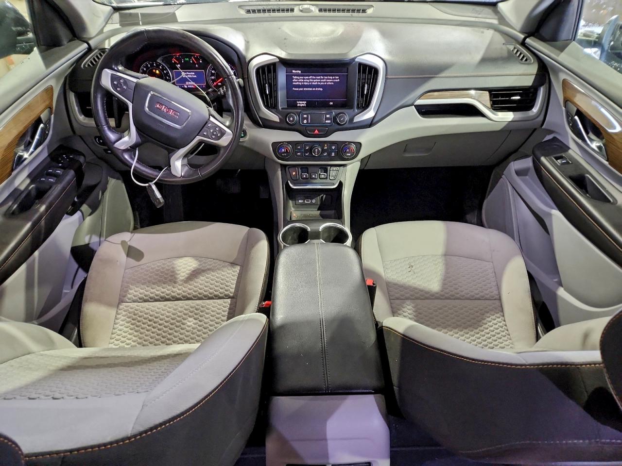 2019 GMC TERRAIN SLE photo 8