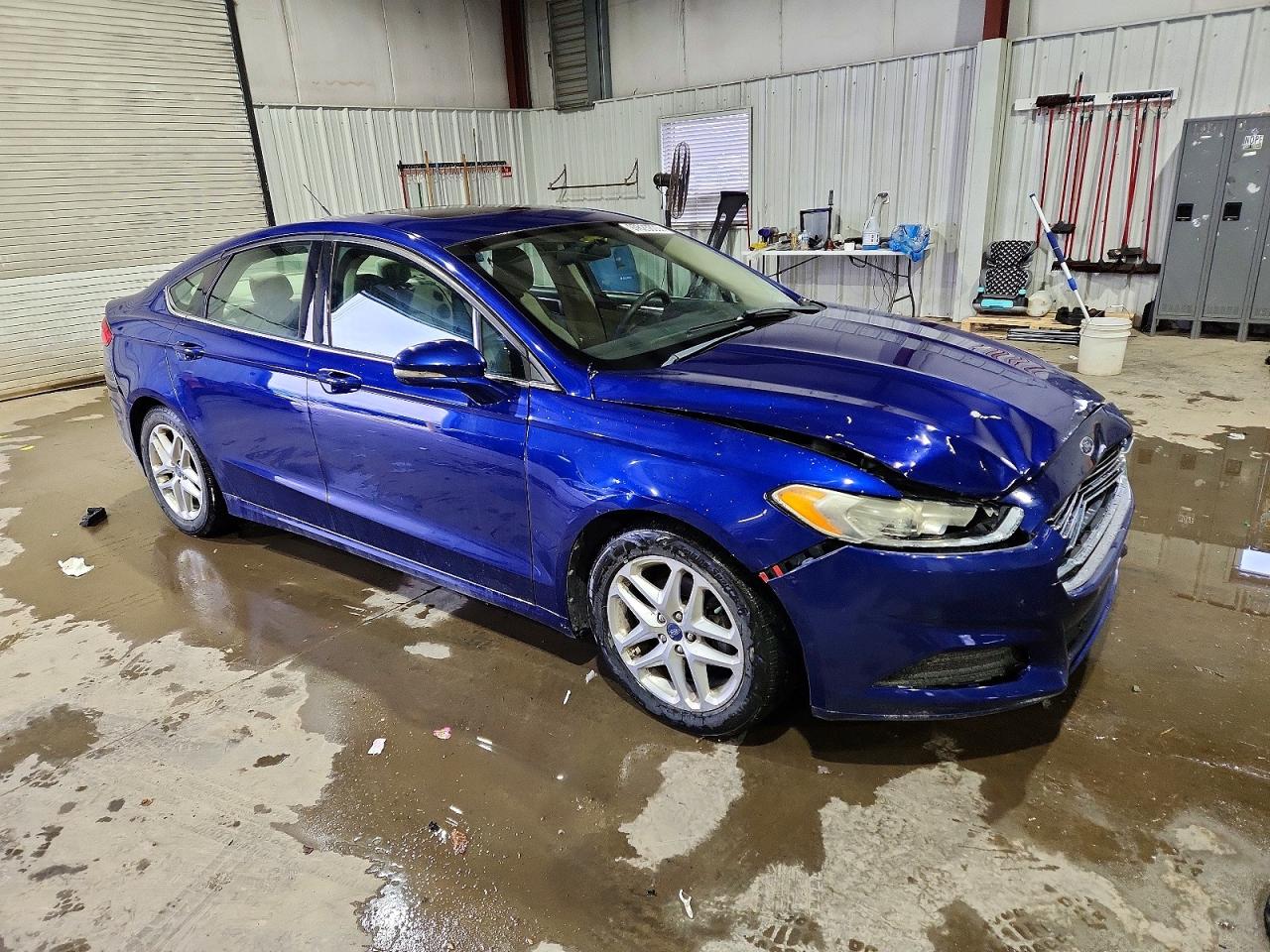 2013 FORD FUSION SE photo 4
