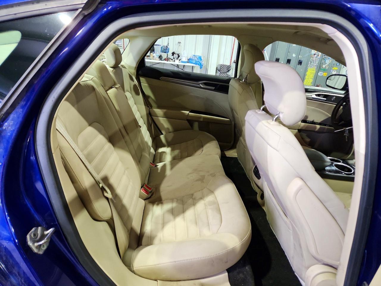 2013 FORD FUSION SE photo 10