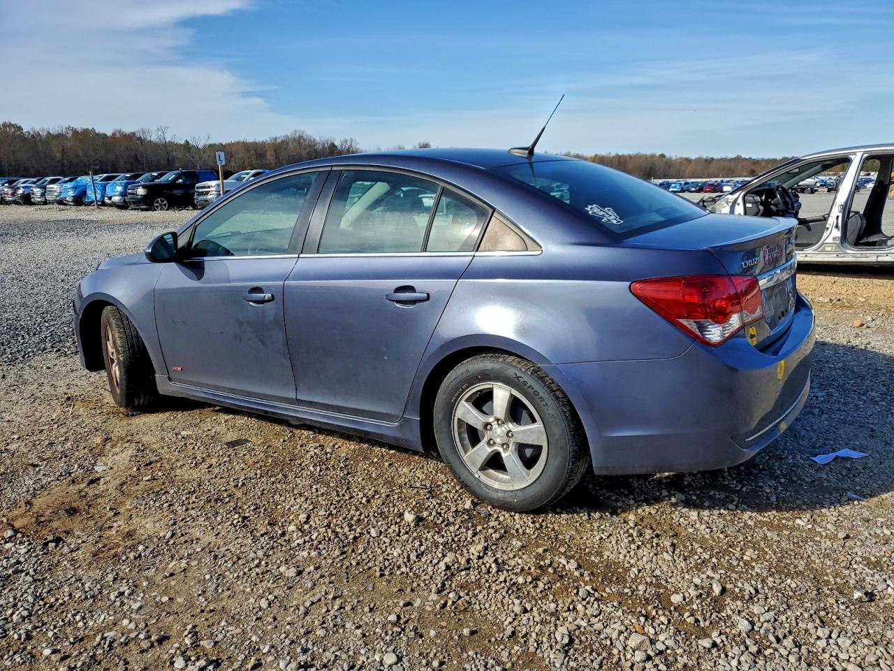 2013 CHEVROLET CRUZE LT photo 2