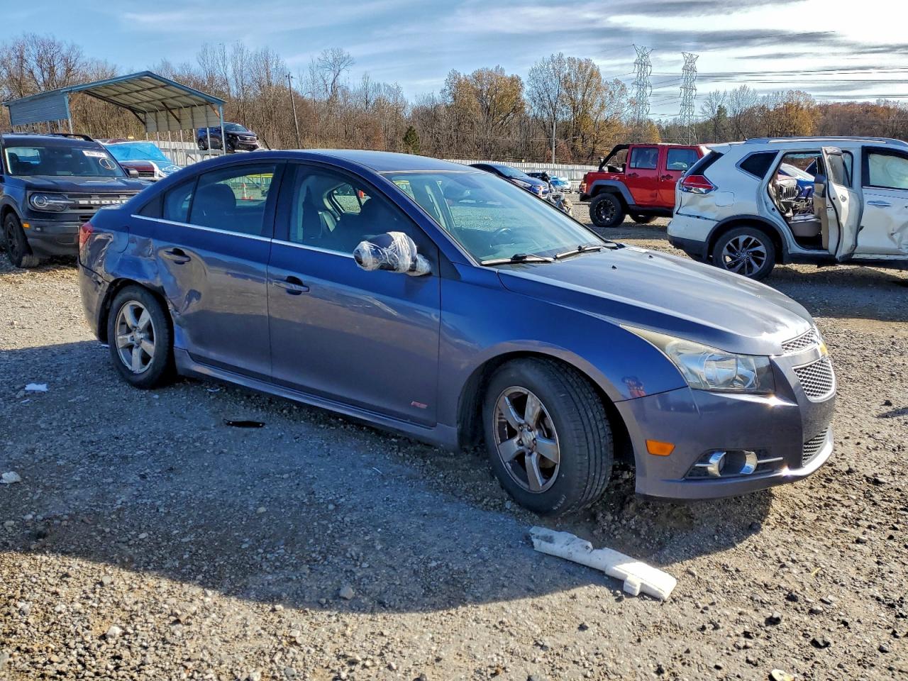 2013 CHEVROLET CRUZE LT photo 4