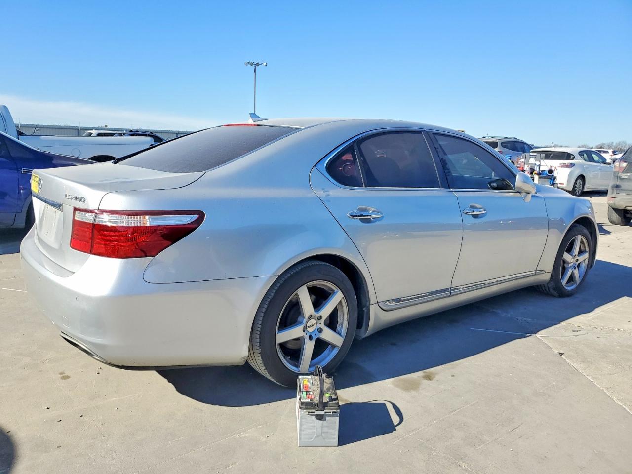 2007 LEXUS LS 460 photo 3