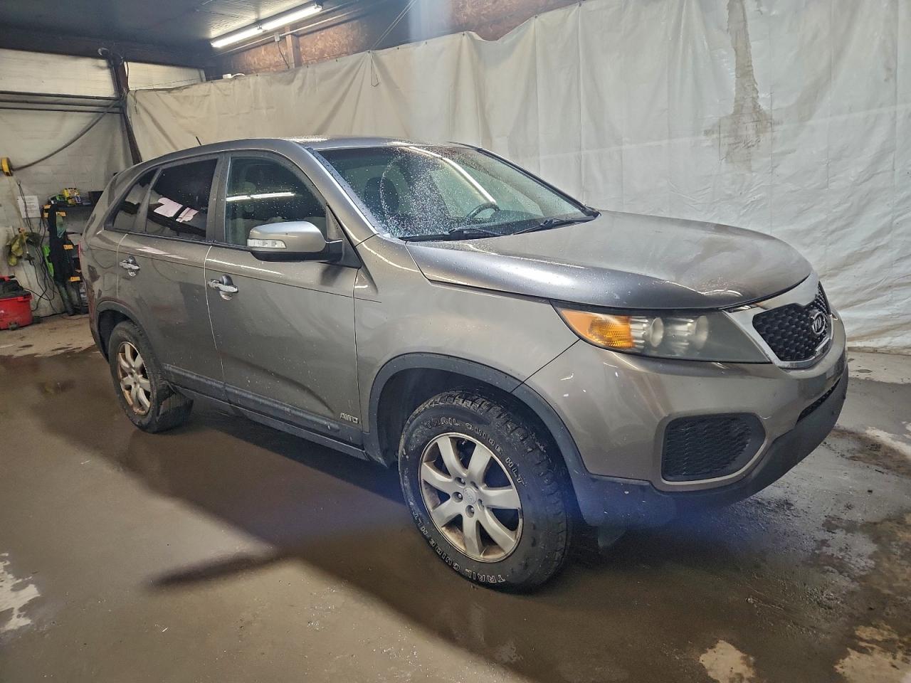 2011 KIA SORENTO BASE photo 4