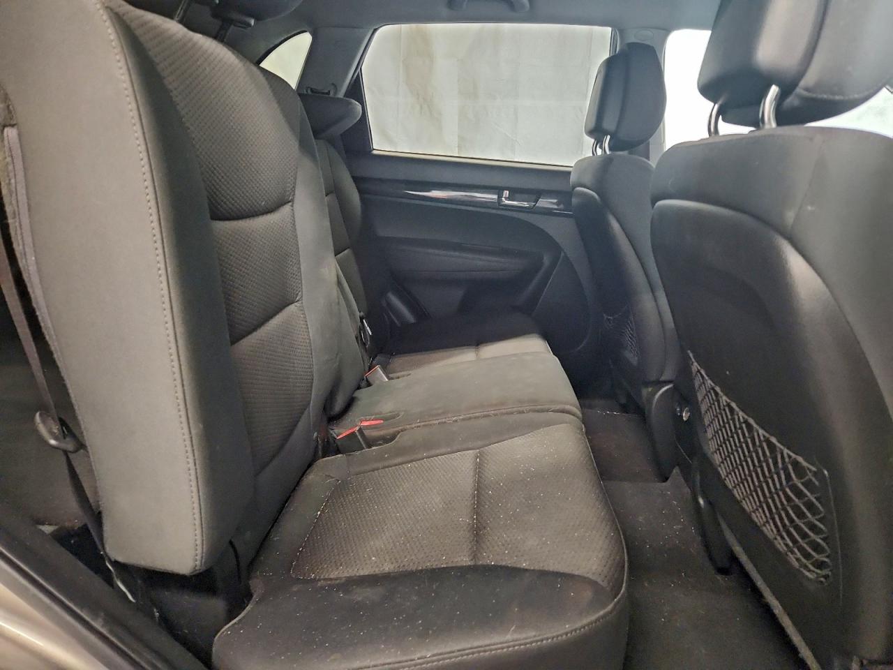 2011 KIA SORENTO BASE photo 11