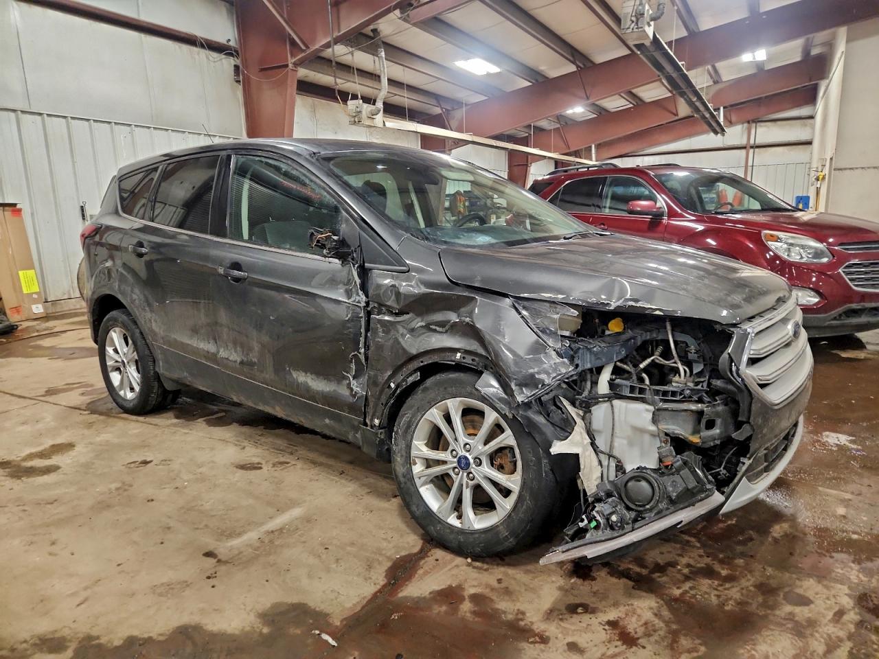 2019 FORD ESCAPE SE photo 4