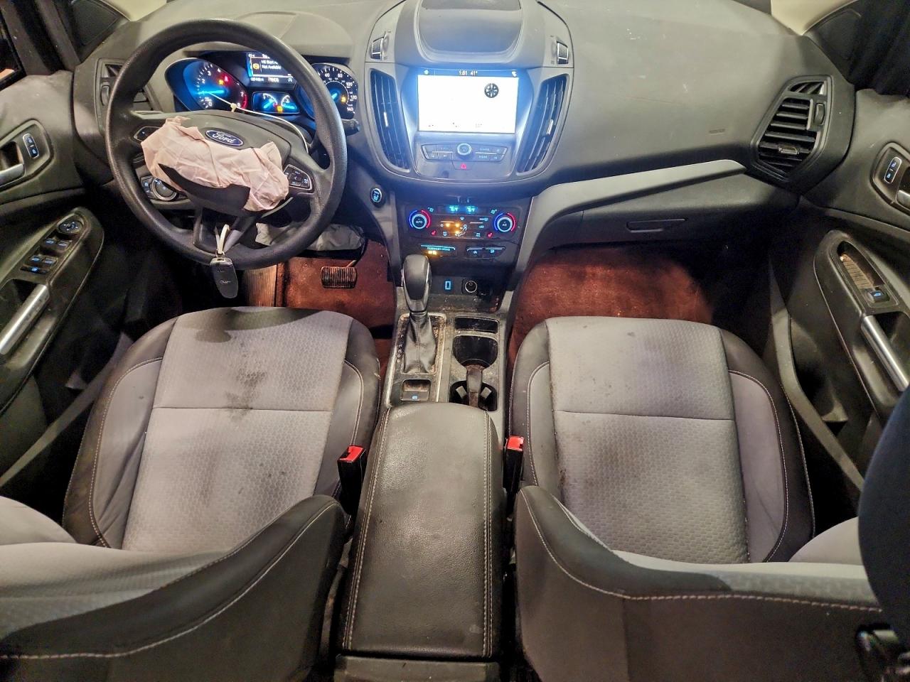 2019 FORD ESCAPE SE photo 8
