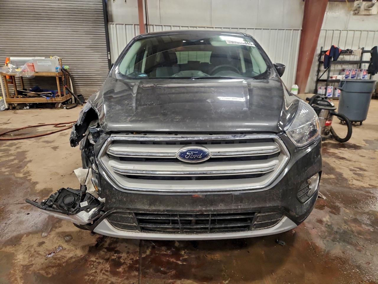 2019 FORD ESCAPE SE photo 5