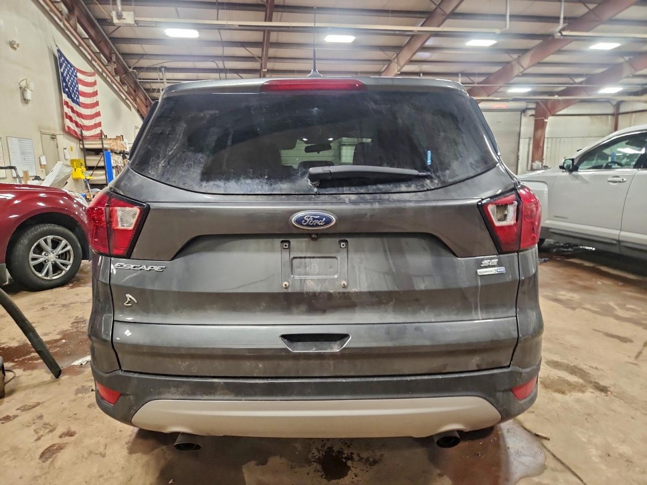 2019 FORD ESCAPE SE photo 6