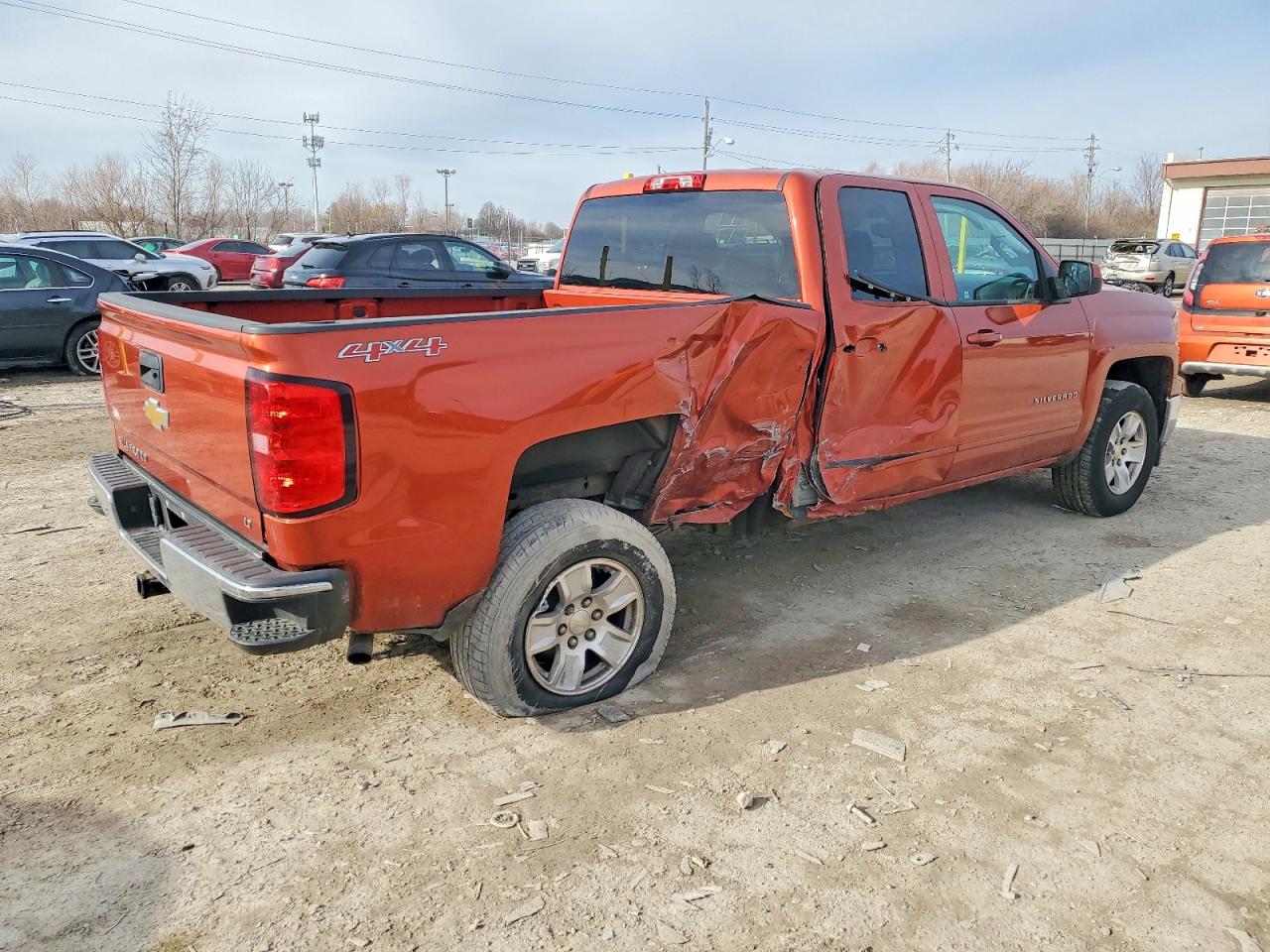 2015 CHEVROLET SILVERADO K1500 LT photo 3
