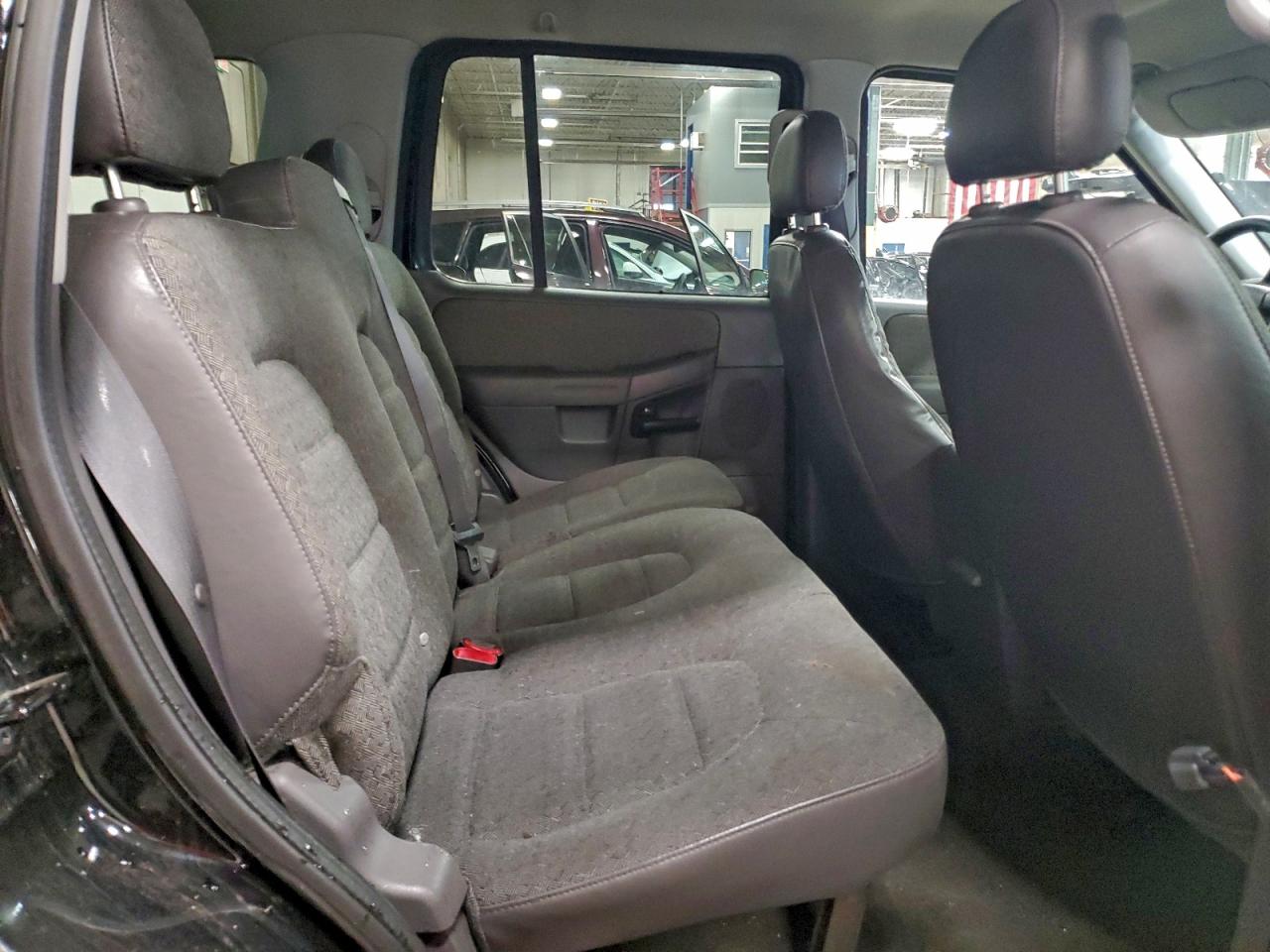 2005 FORD EXPLORER XLS photo 11